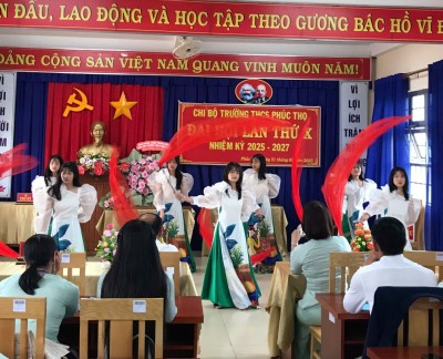Đại hội Chi bộ Đảng trường THCS Phúc Thọ