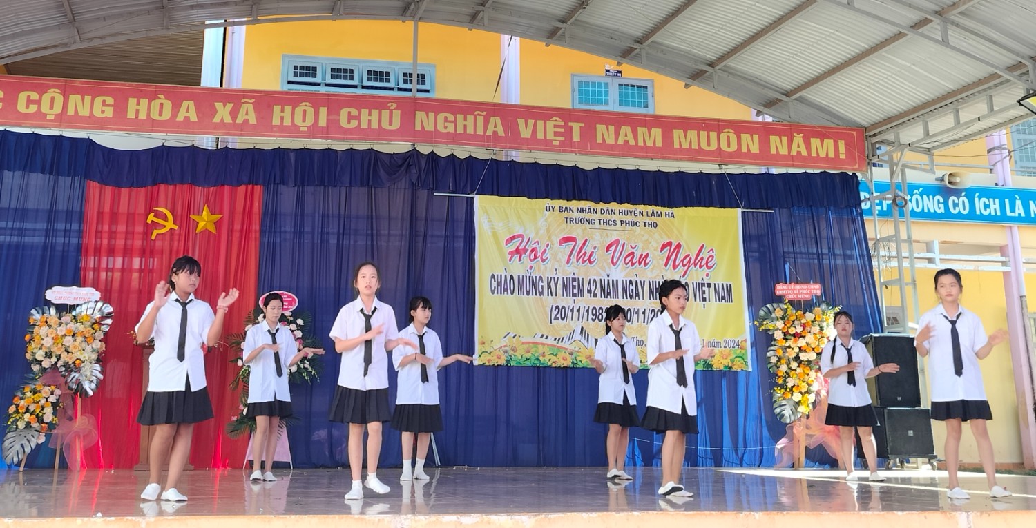 NGÀY LỄ 20 THÁNG 11