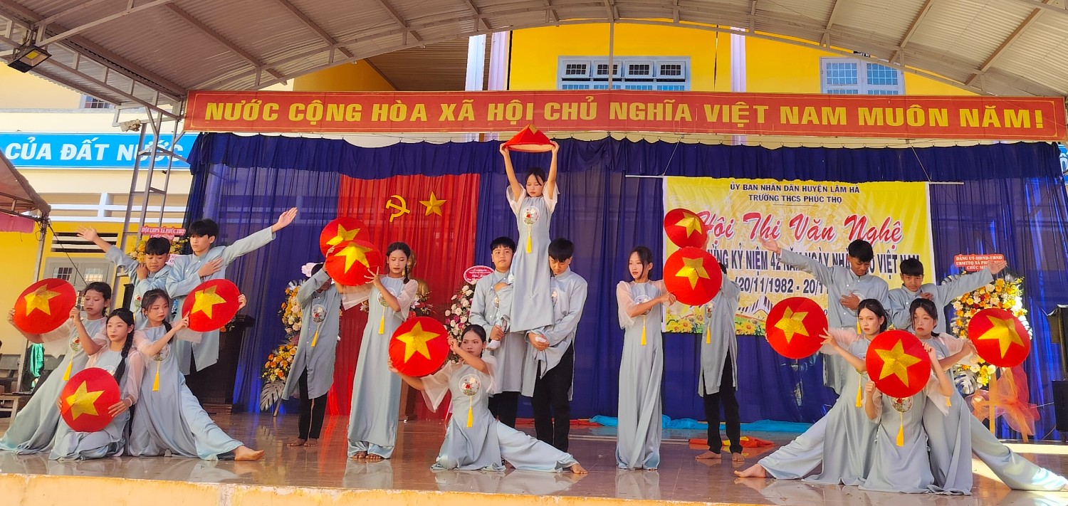 NGÀY LỄ 20 THÁNG 11