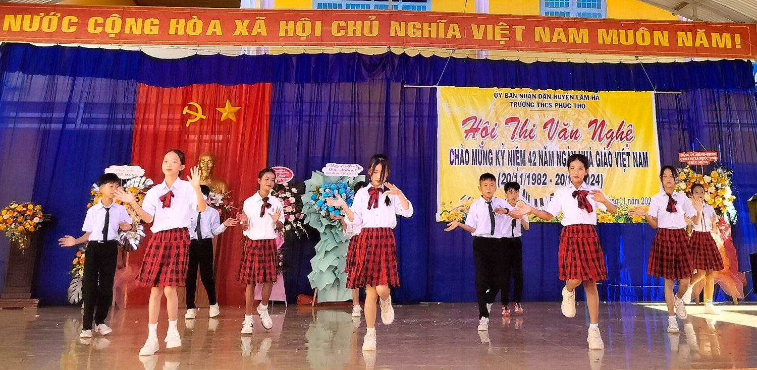 NGÀY LỄ 20 THÁNG 11