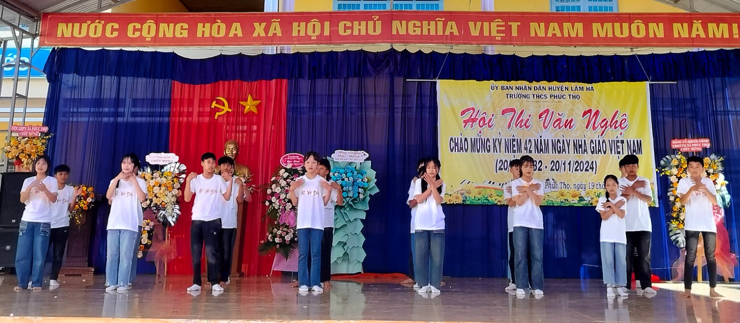 NGÀY LỄ 20 THÁNG 11