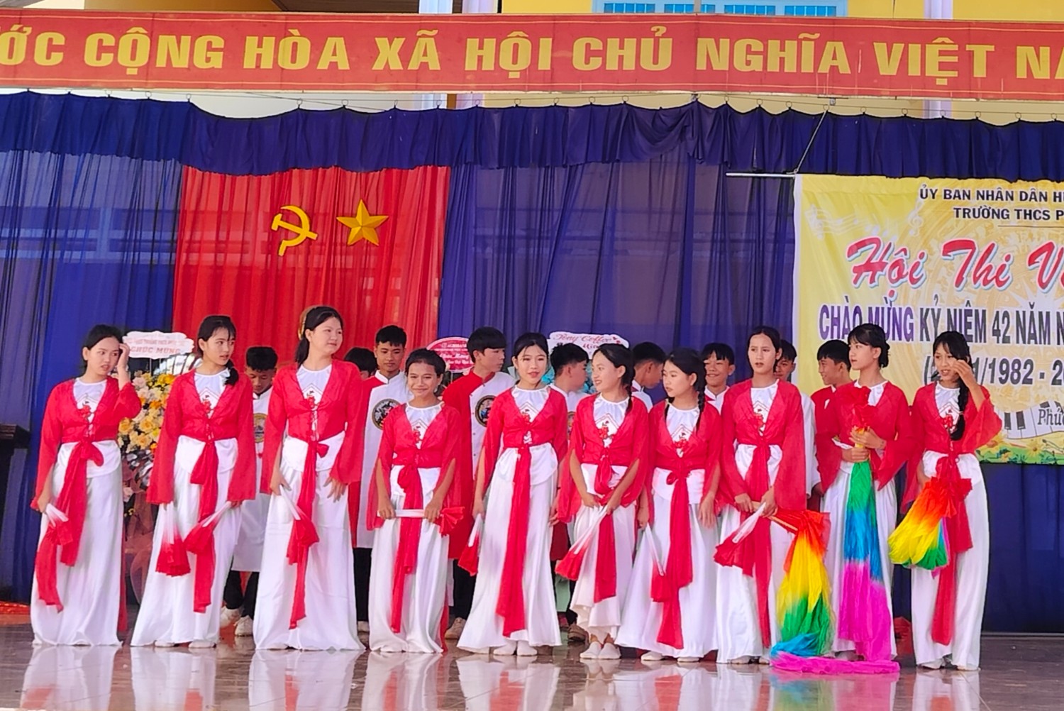 NGÀY LỄ 20 THÁNG 11