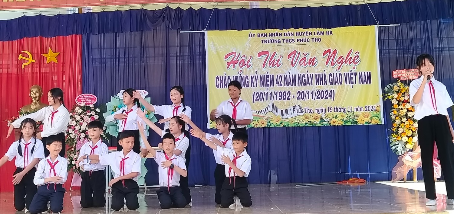 NGÀY LỄ 20 THÁNG 11