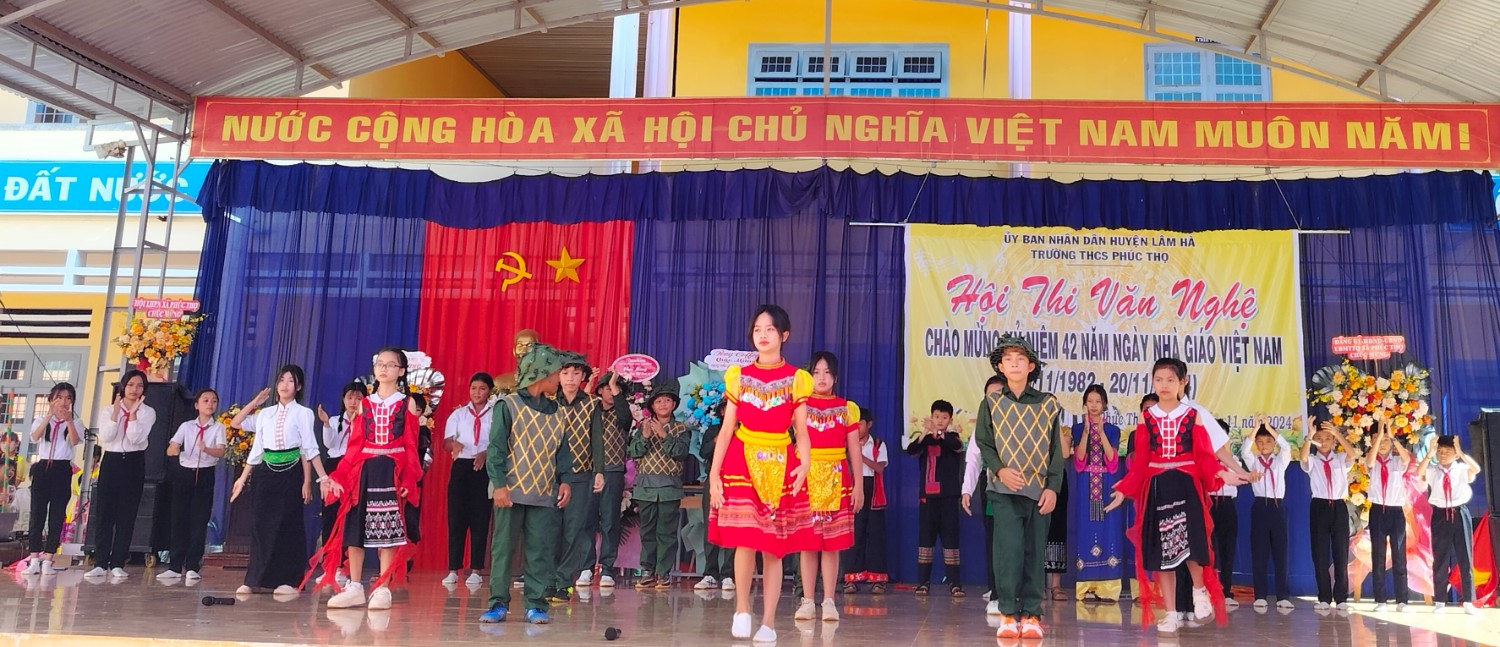 NGÀY LỄ 20 THÁNG 11