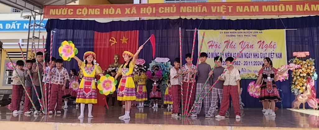 NGÀY LỄ 20 THÁNG 11