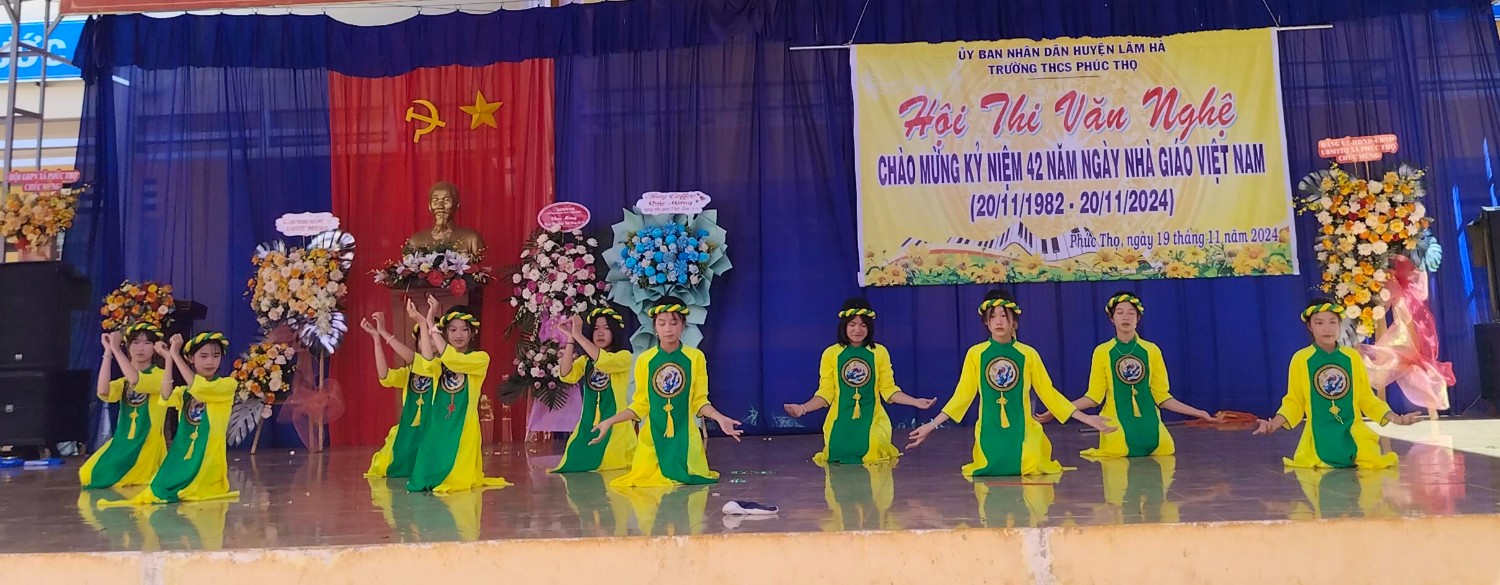 NGÀY LỄ 20 THÁNG 11