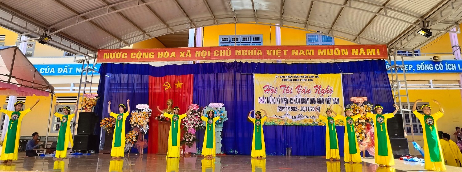 NGÀY LỄ 20 THÁNG 11