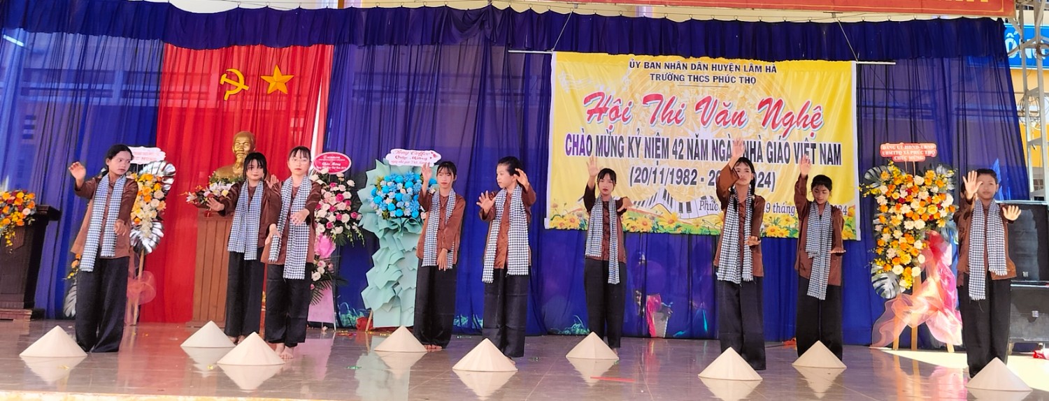 NGÀY LỄ 20 THÁNG 11