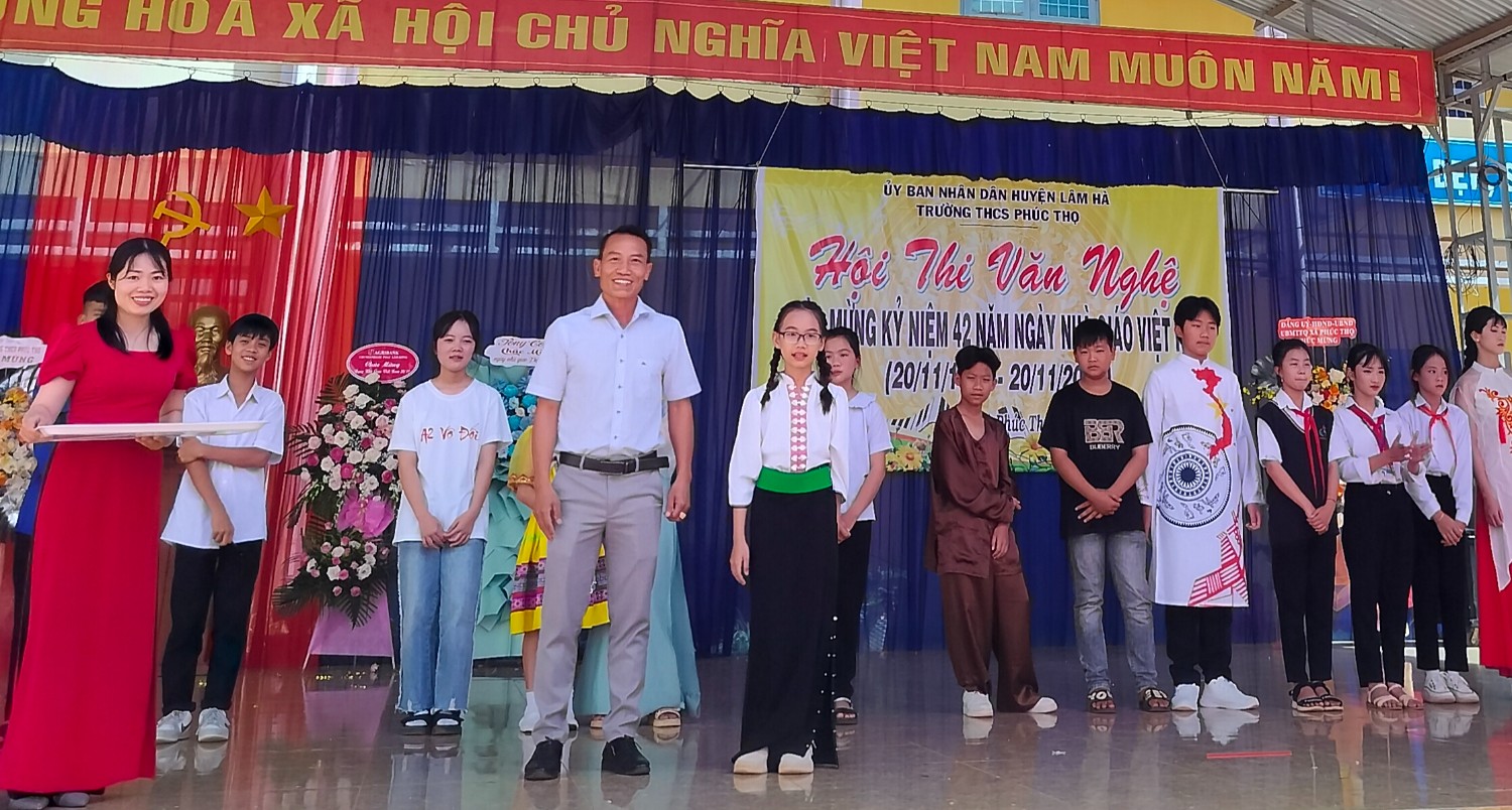 NGÀY LỄ 20 THÁNG 11