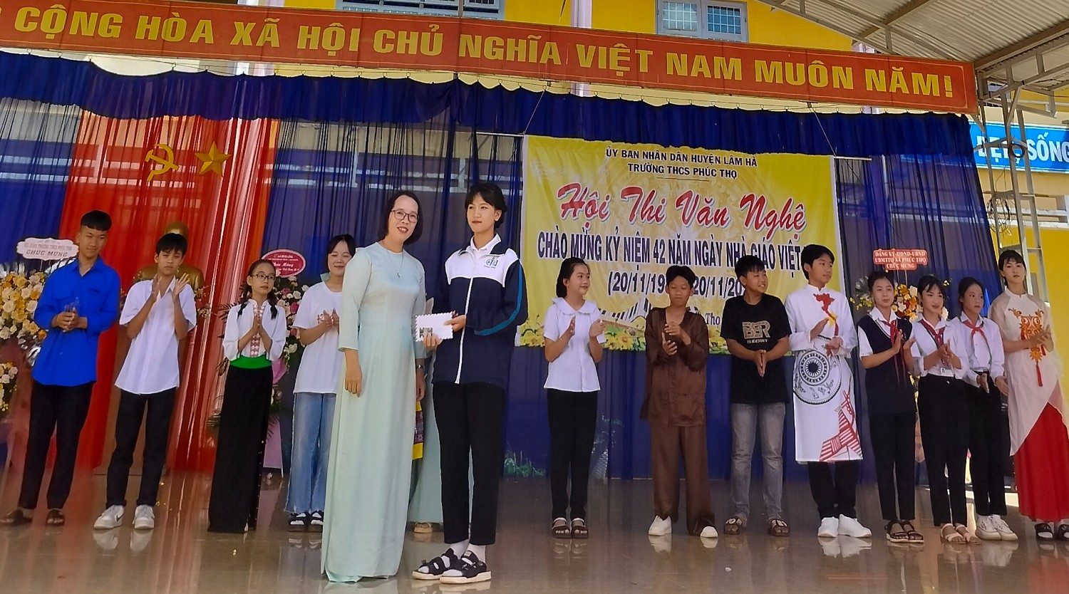 NGÀY LỄ 20 THÁNG 11