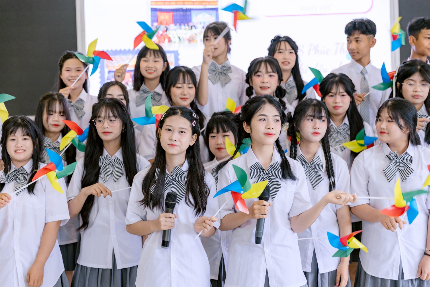 TRI ÂN KHỐI 9 NĂM HỌC 2024 - 2025