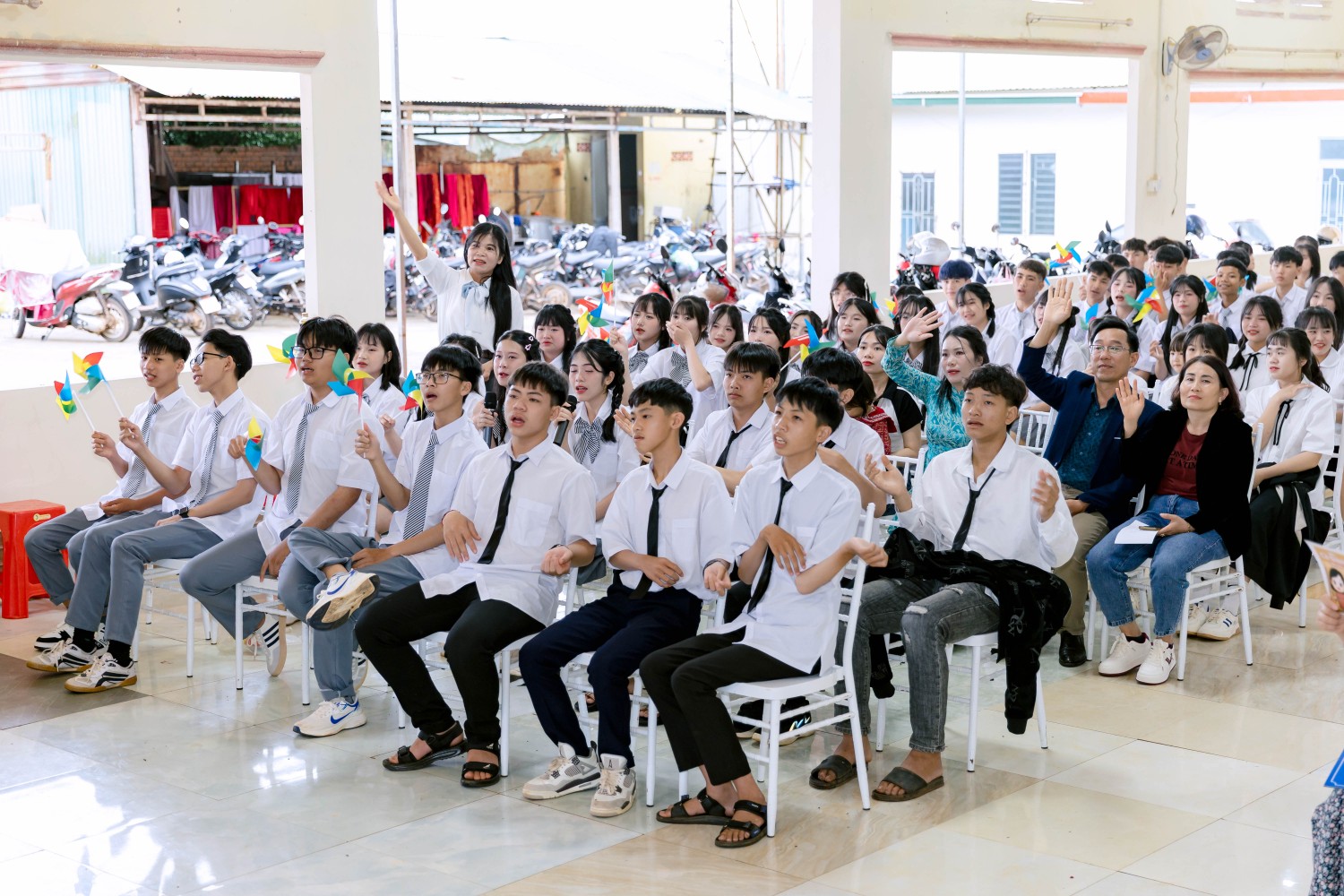 TRI ÂN KHỐI 9 NĂM HỌC 2024 - 2025